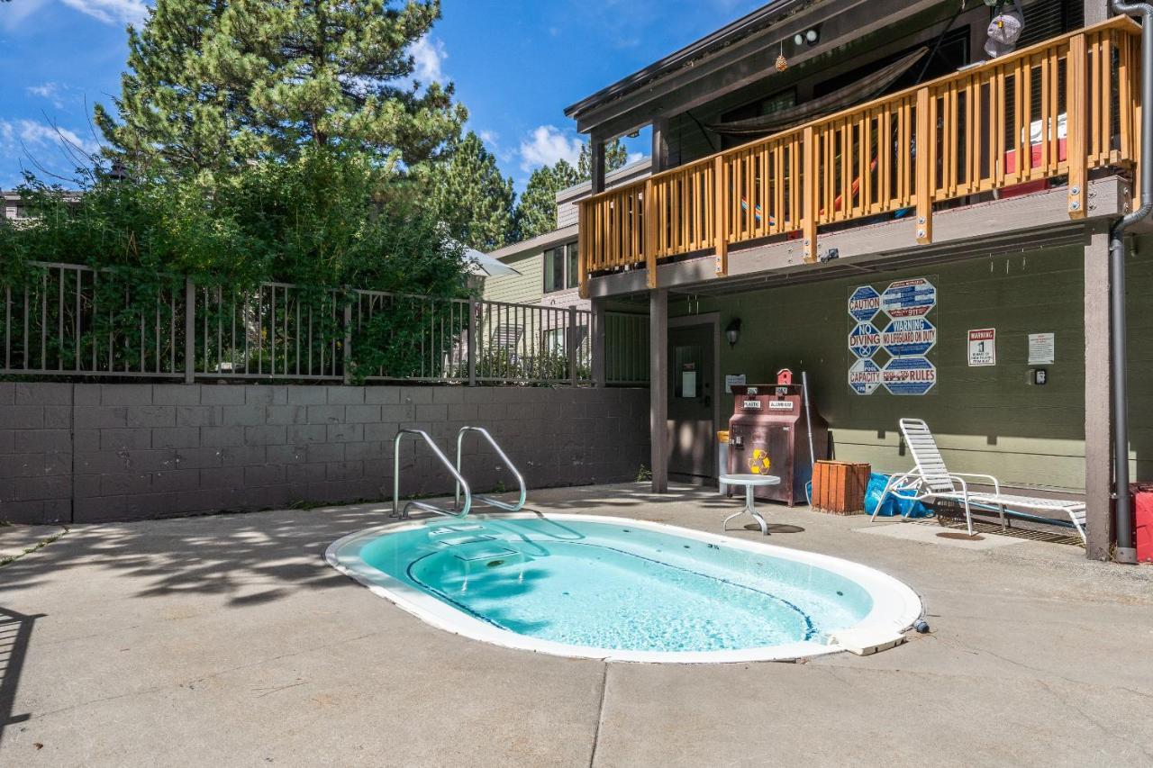 Summit #256 - Top Floor Summit 1 Bedrm 1 Bathrm Condo Just Steps Too Little Eagle Lodge Sleeps 4 Mammoth Lakes Exterior photo