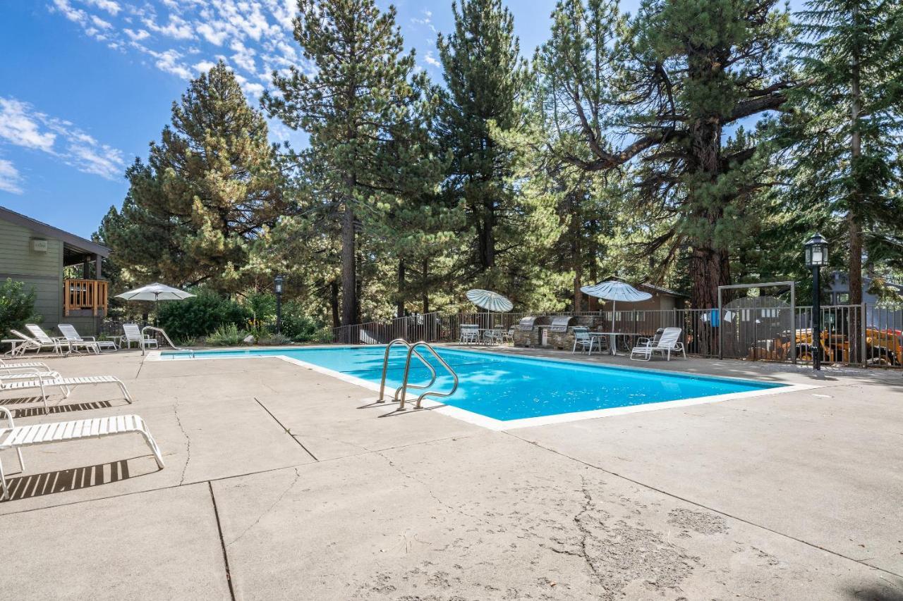 Summit #256 - Top Floor Summit 1 Bedrm 1 Bathrm Condo Just Steps Too Little Eagle Lodge Sleeps 4 Mammoth Lakes Exterior photo